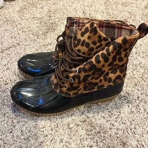 Womens rain/snow boots!
